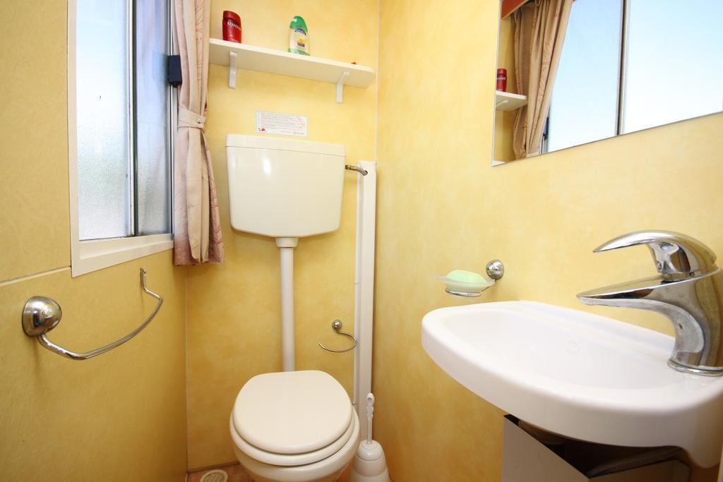 Hotel Mobilheimy U Prehrady à Horní Dunajovice Extérieur photo