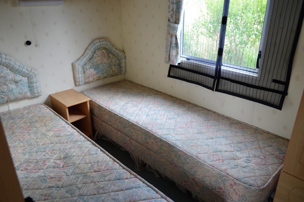 Hotel Mobilheimy U Prehrady à Horní Dunajovice Extérieur photo
